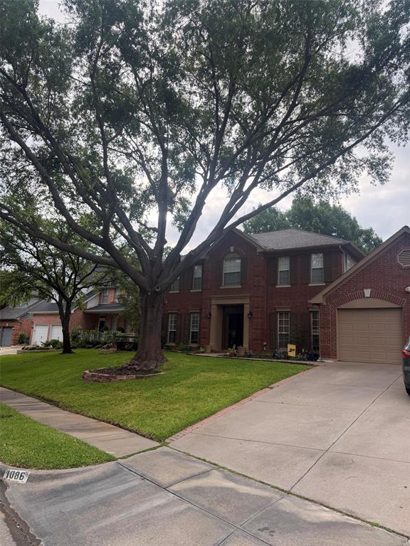 1086 Woodbriar Drive