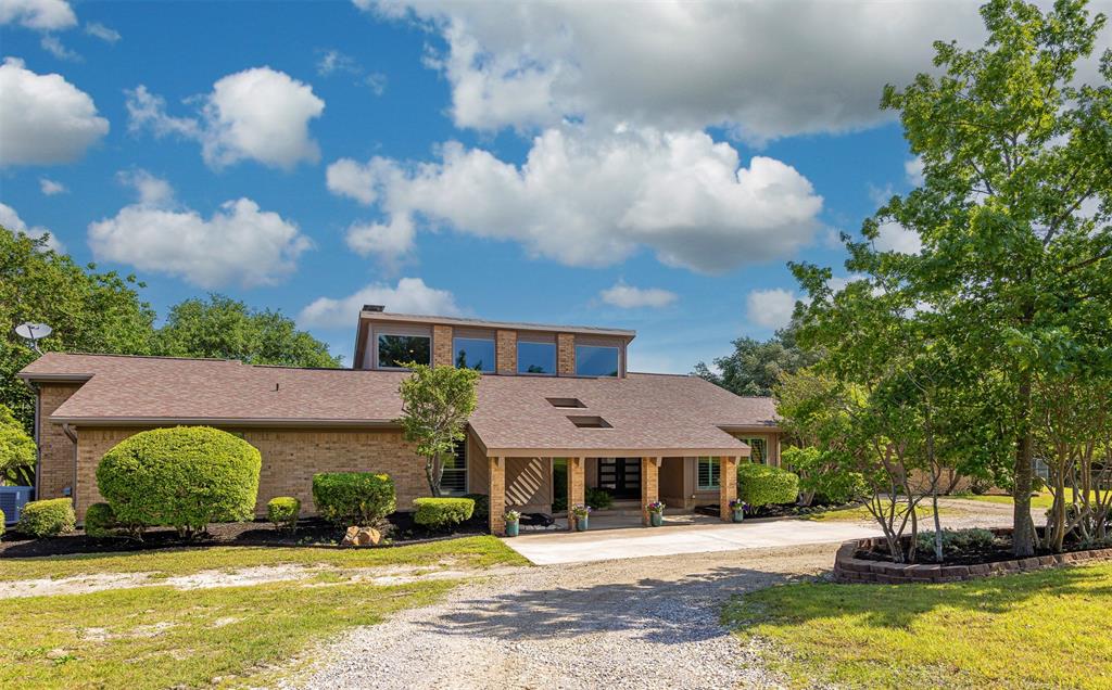 1075 Christian Lane