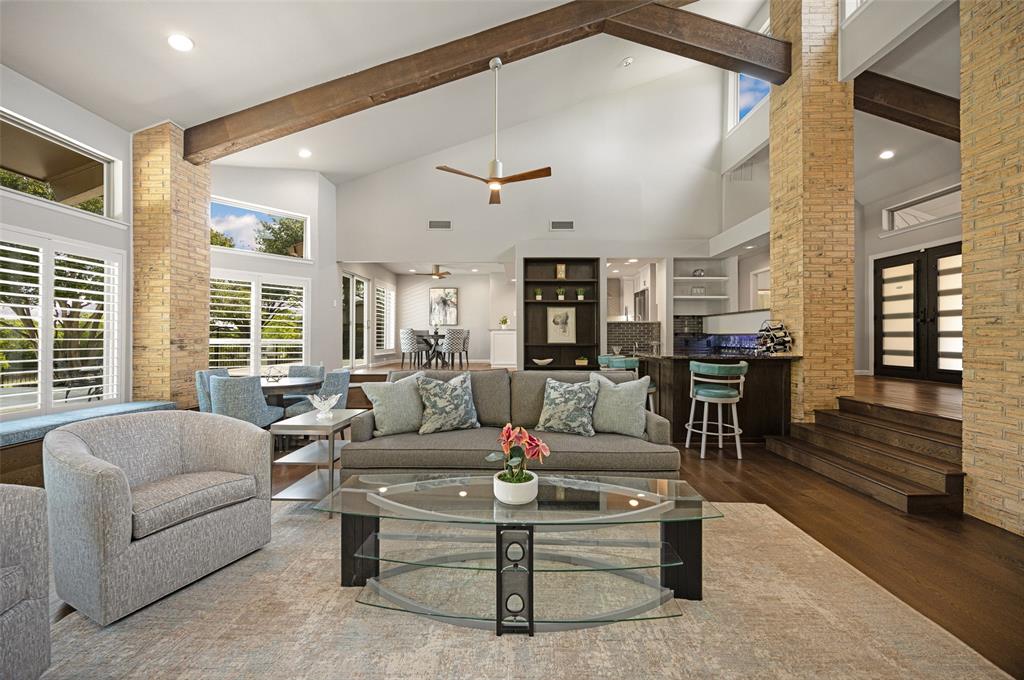 1075 Christian Lane