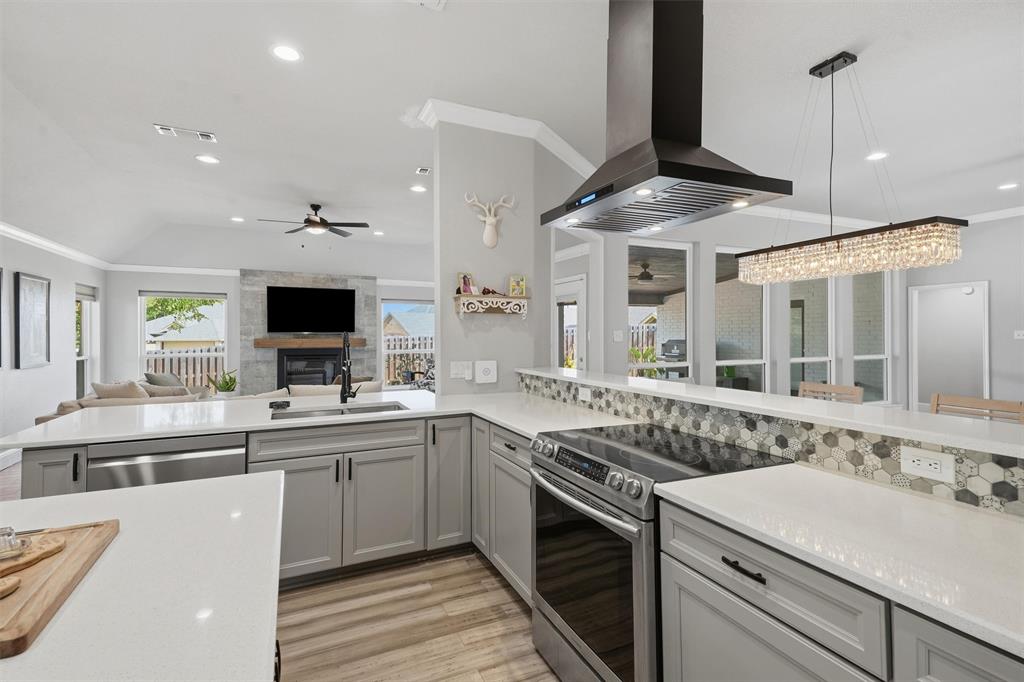 3901 Del Rio Court
