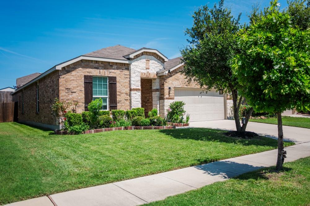 2225 Bernese Lane
