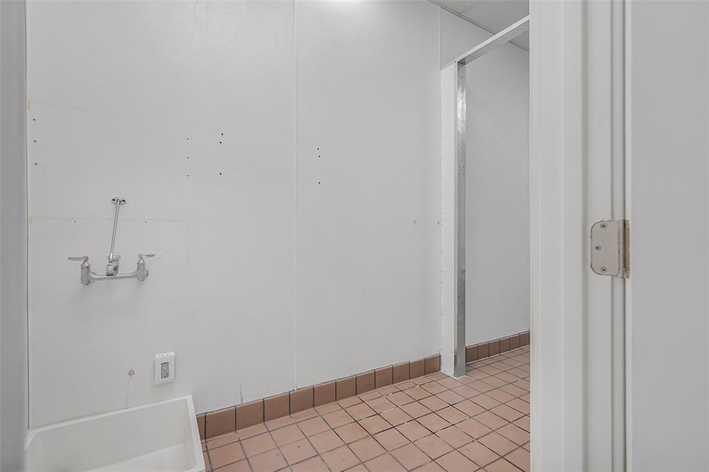 Original Cleburn - Commercial Sale