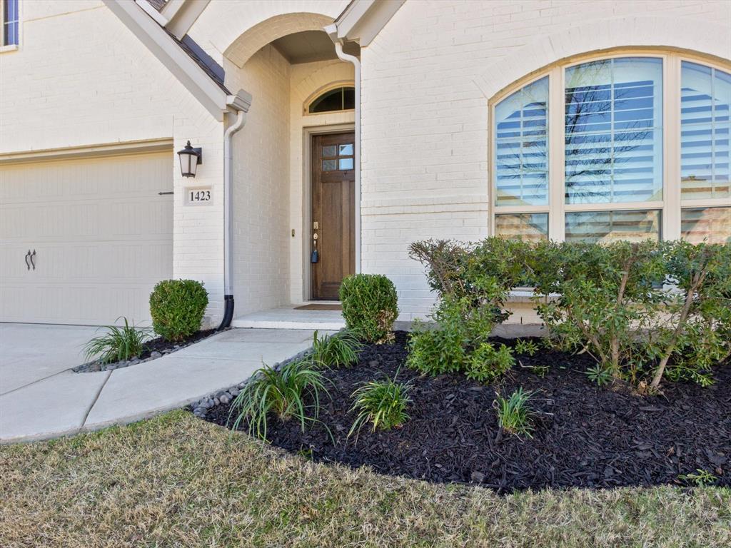 1423 Daisy Corner Drive