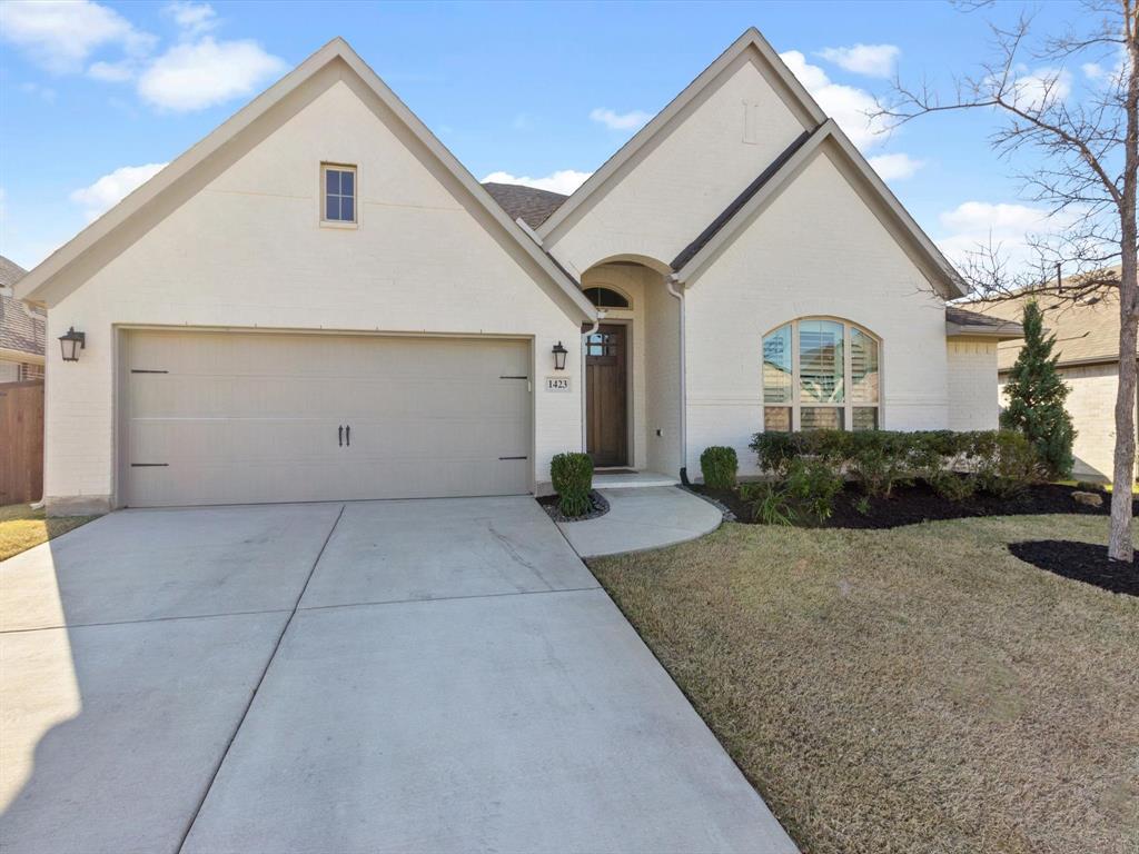 1423 Daisy Corner Drive