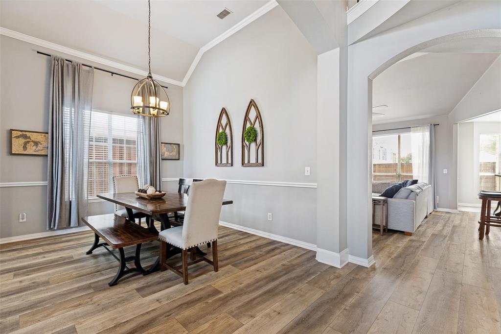 2312 Mesa Oak Trail