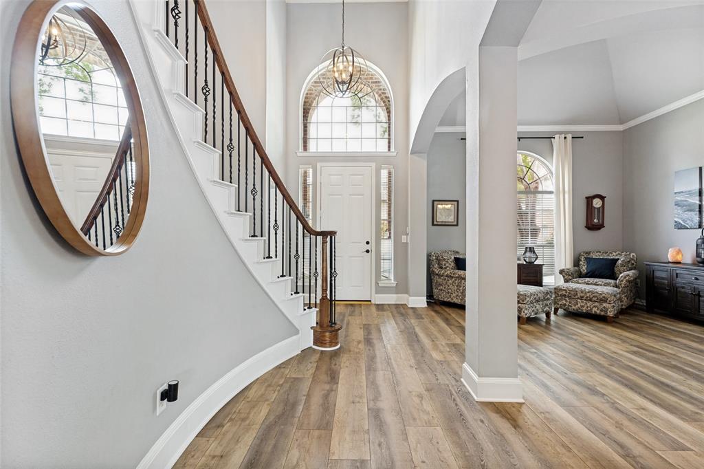 2312 Mesa Oak Trail