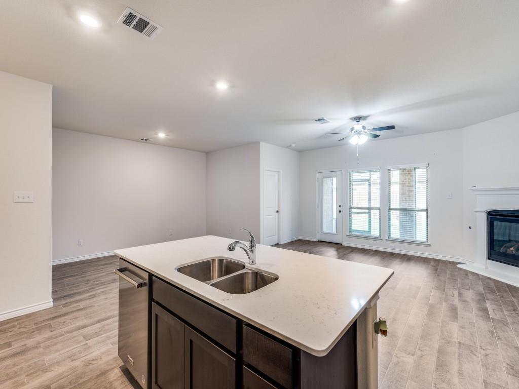2912 Brady Starr Drive