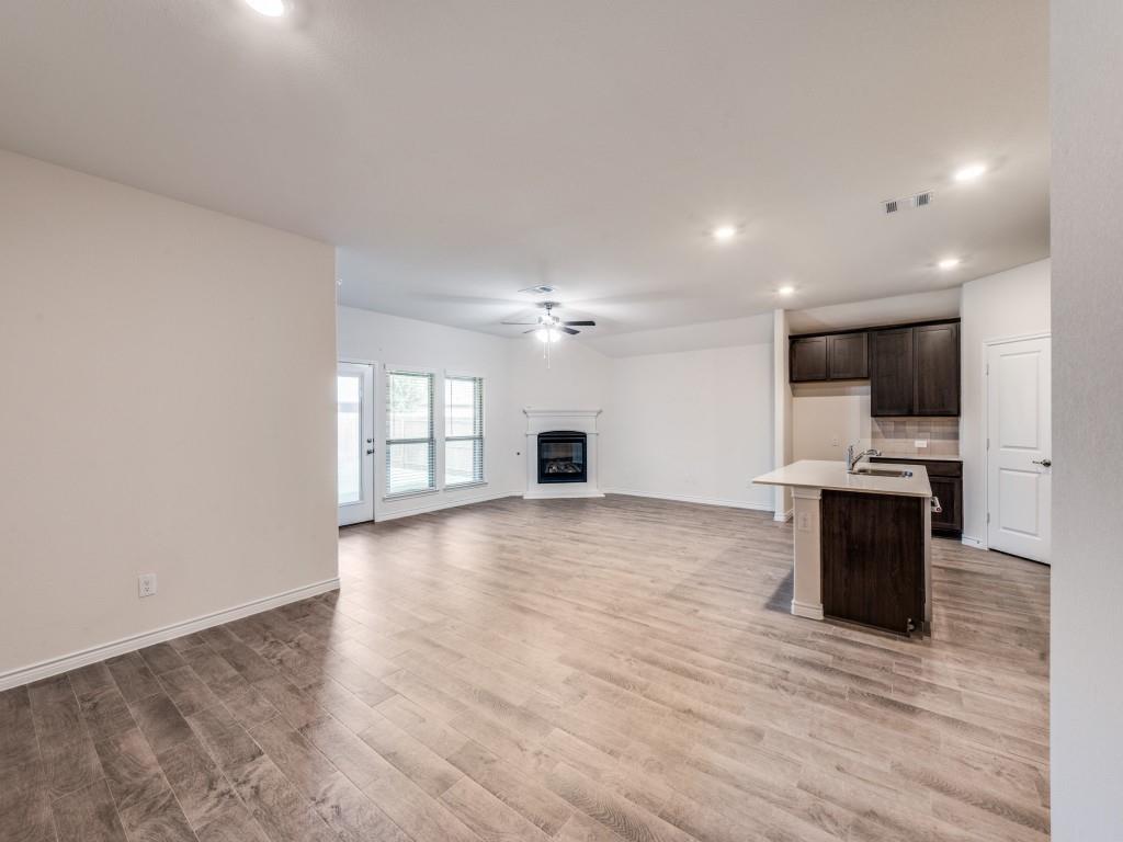 2912 Brady Starr Drive
