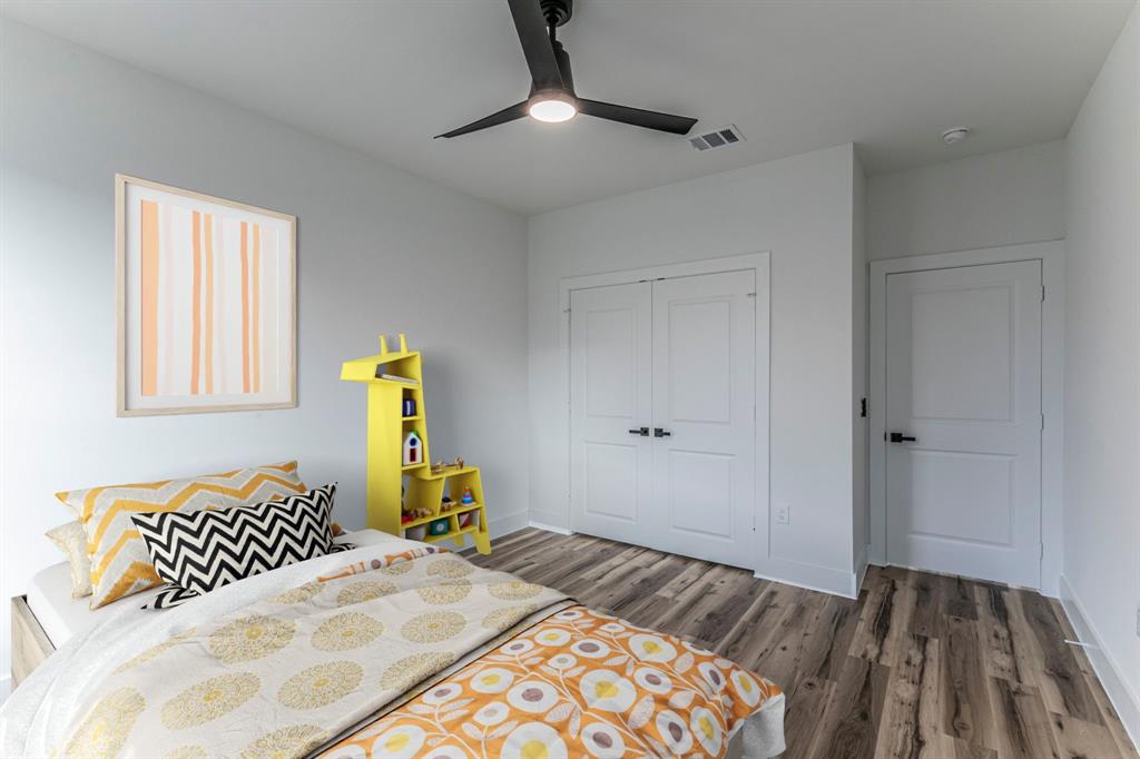 Point La Vista - Residential