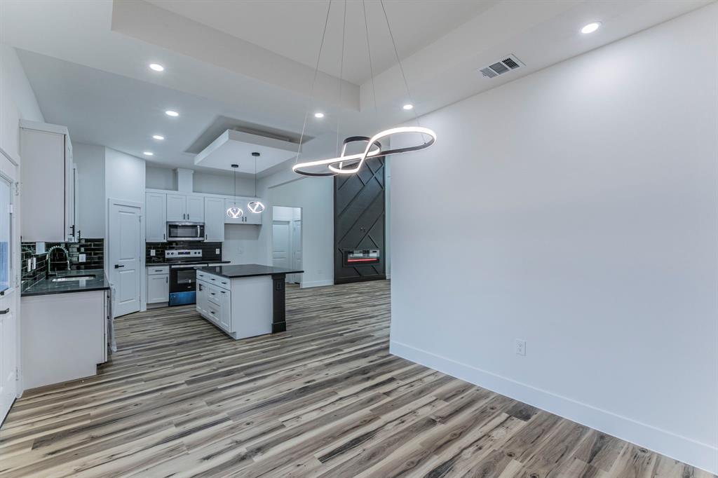 Point La Vista - Residential