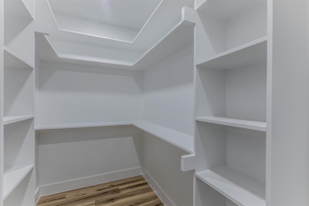 Point La Vista - Residential