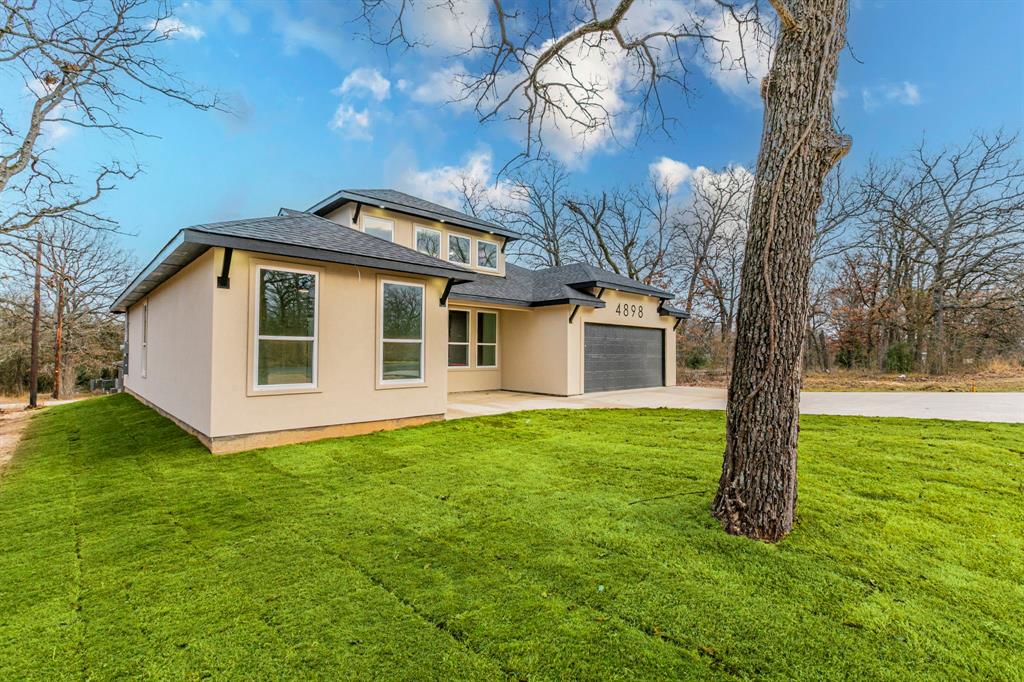 Point La Vista - Residential