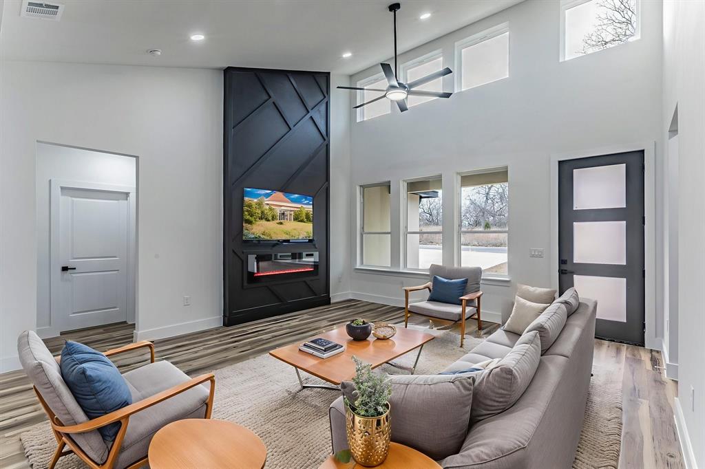 4898 Point La Vista Road