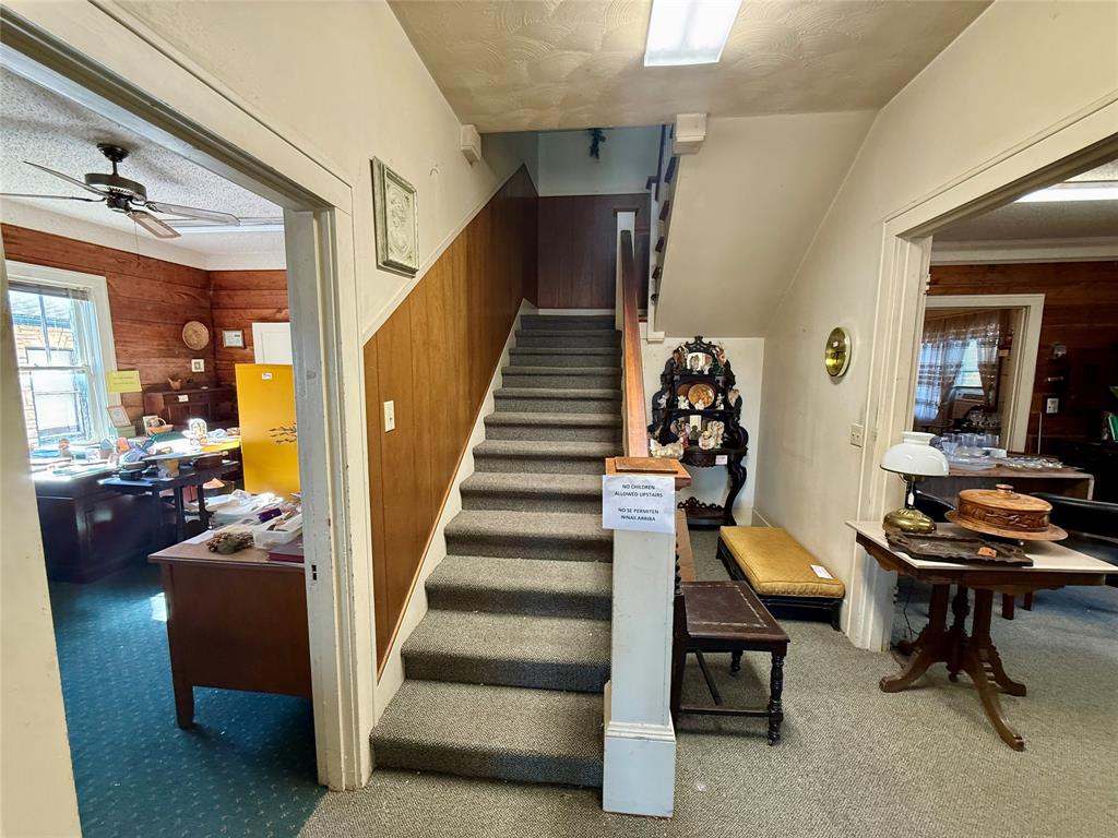 Western - Commercial Sale