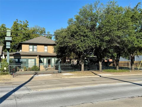 203 N Rockwall Avenue Terrell TX 75160