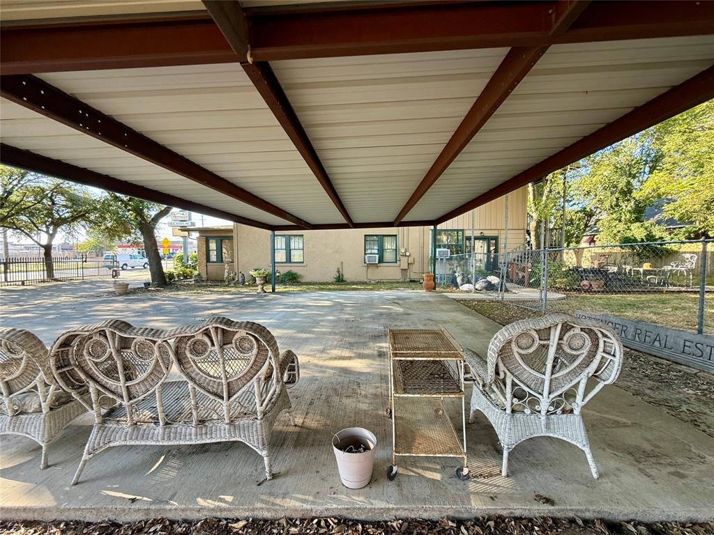 Western - Commercial Sale