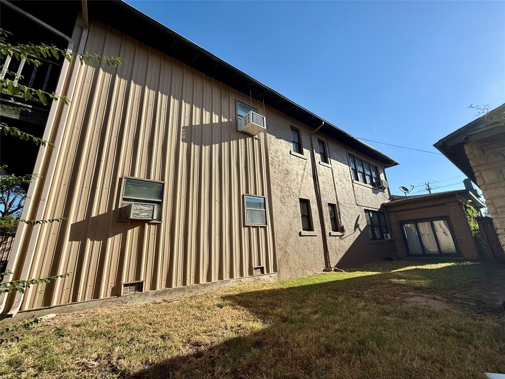 Western - Commercial Sale