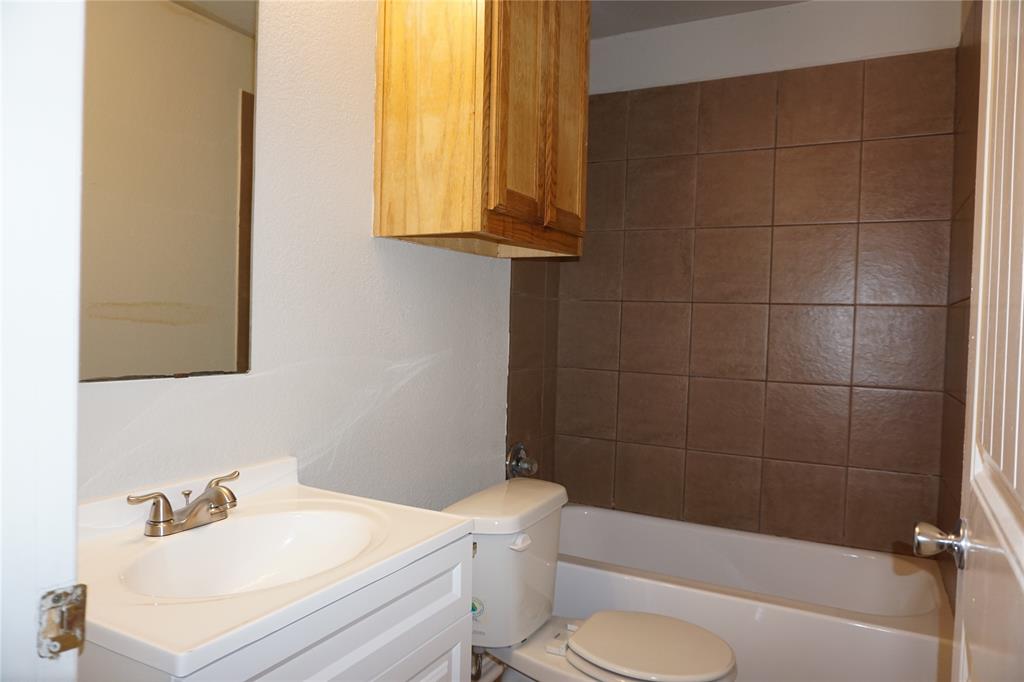 Couch J T Add - Residential Lease