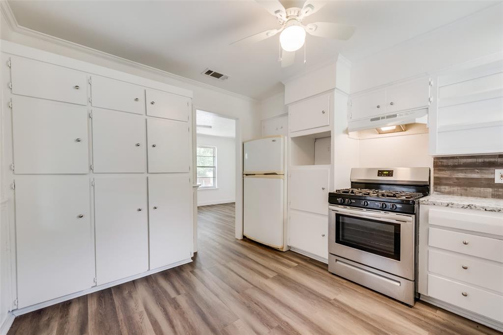 Edgemont Park 02 - Residential Lease