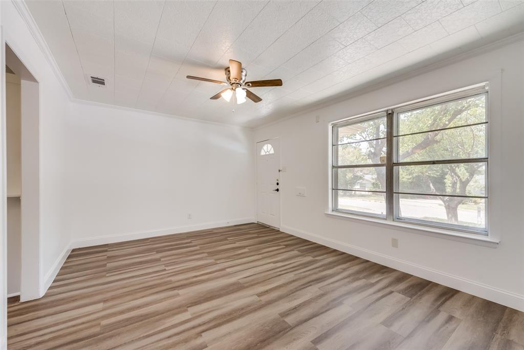 Edgemont Park 02 - Residential Lease