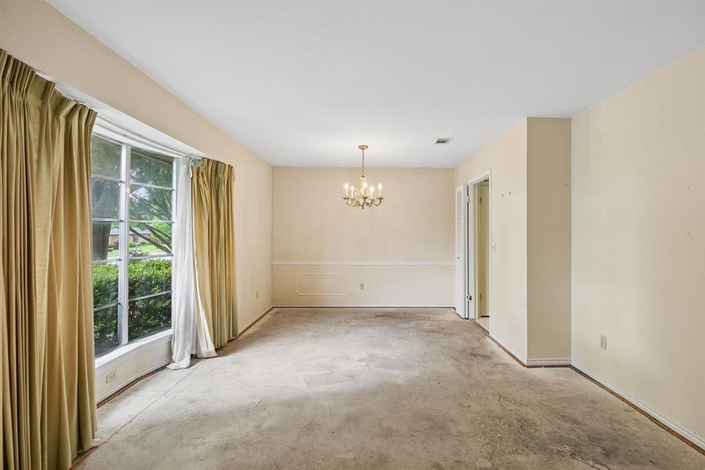 2001 Westridge Drive