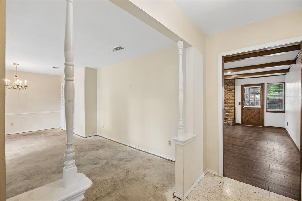 2001 Westridge Drive