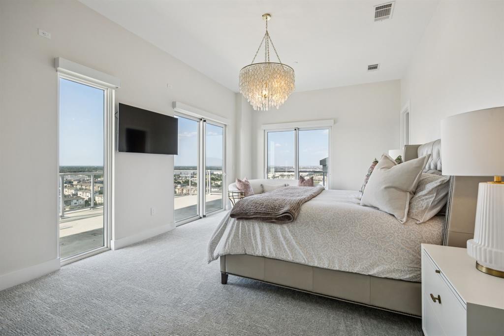 Lakeside Tower - Residential