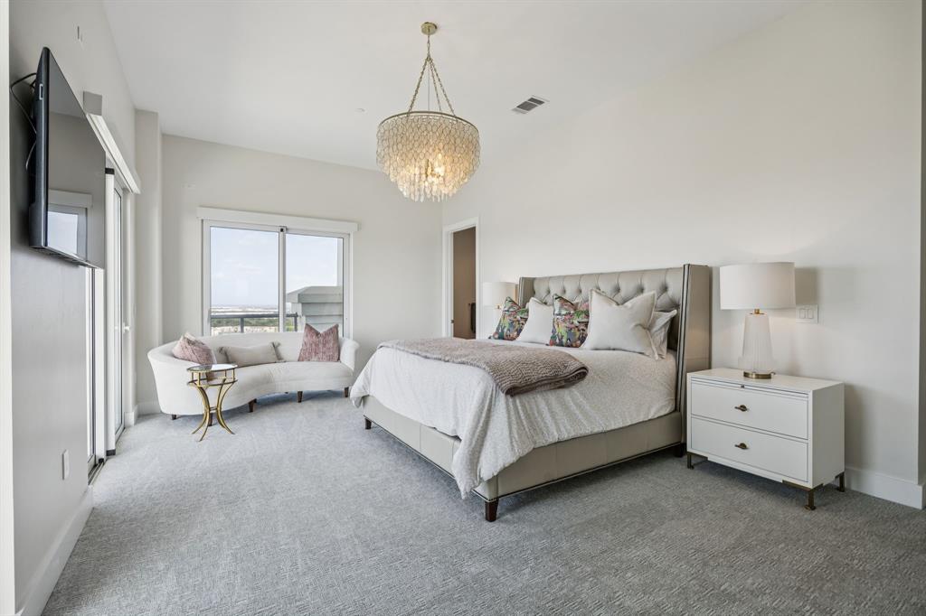 Lakeside Tower - Residential