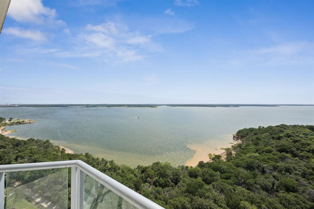 2800 Lakeside Parkway 1502