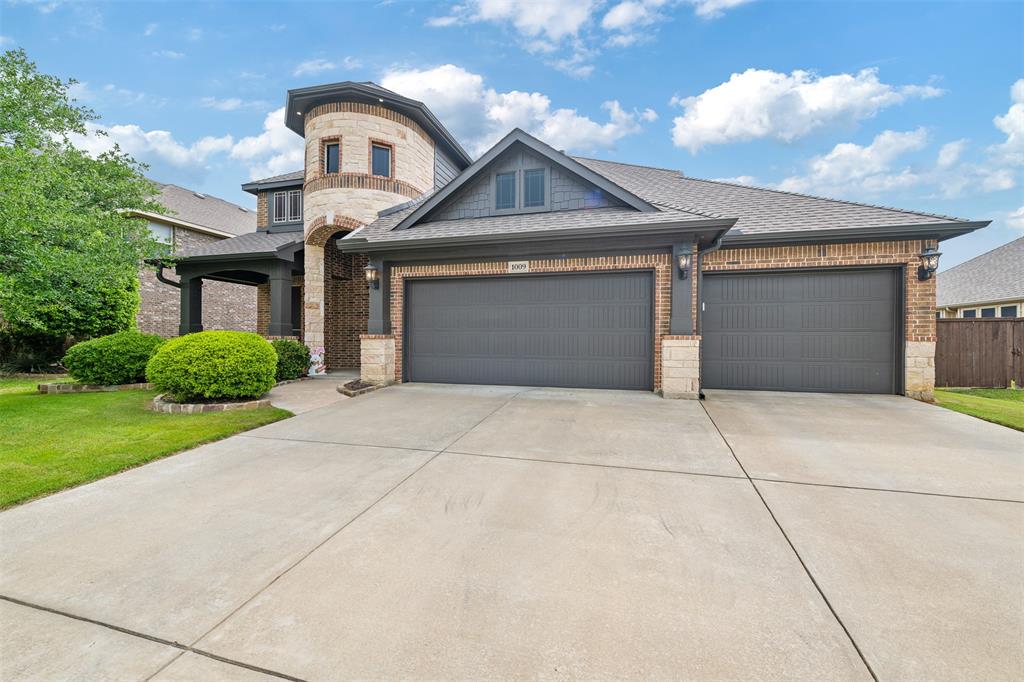 1009 Tara Drive