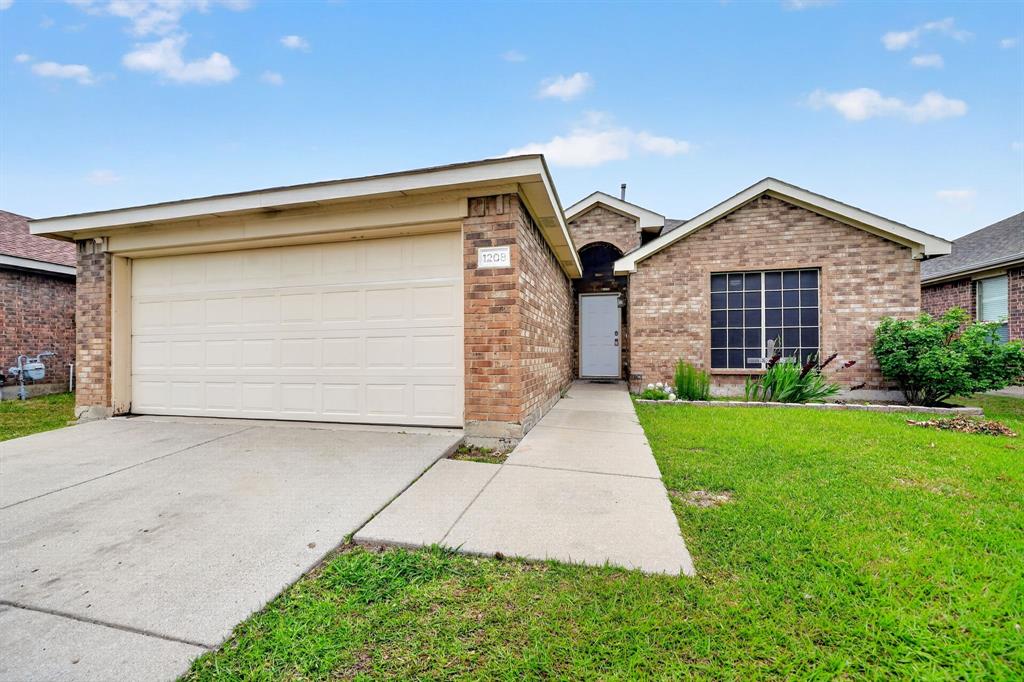 Photo of 1208 Bent Tree Road, Royse City, TX 75189 (MLS # 21386232)
