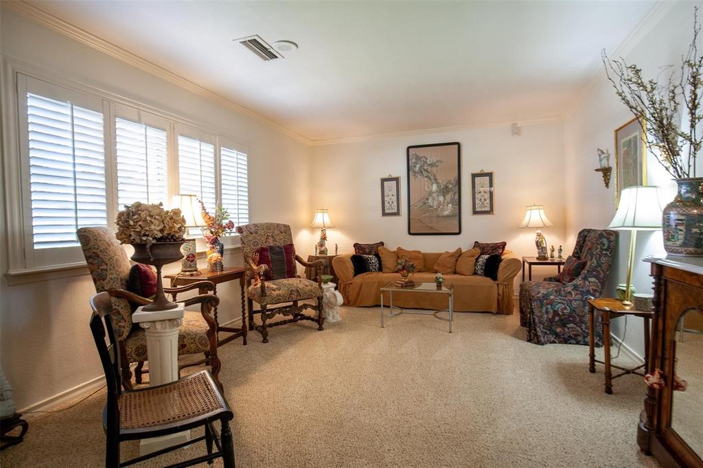 7608 Meadow Oaks Drive 2