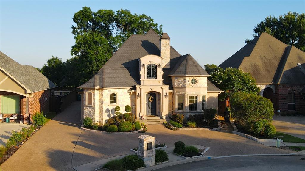 900 Merion Drive