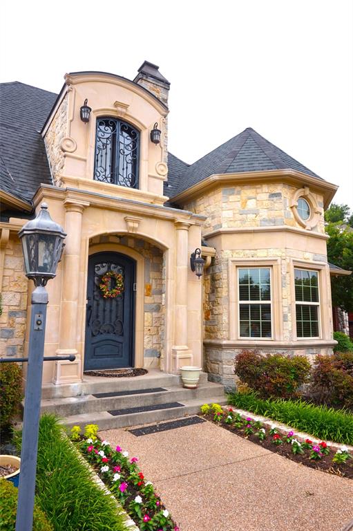 900 Merion Drive