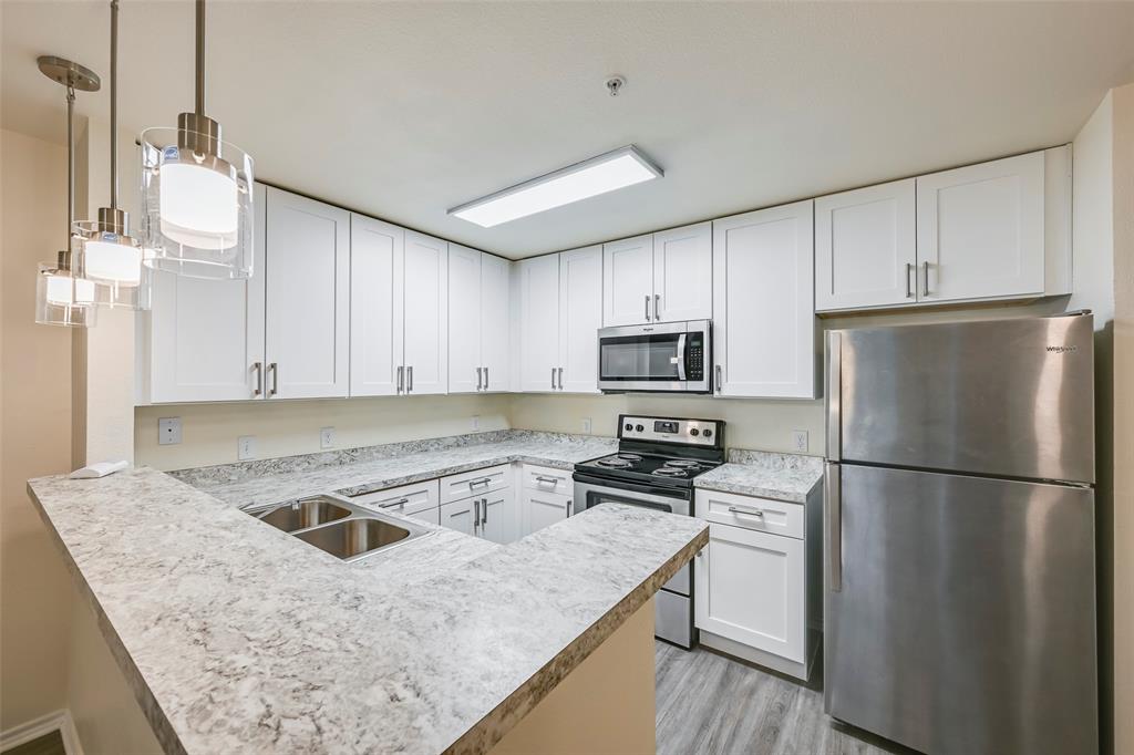 Sable Ridge Condos Ph 01-06 - Residential