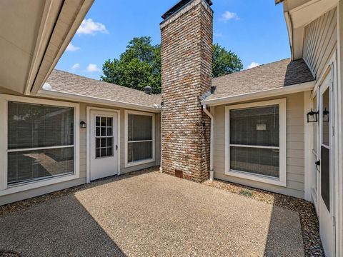 Tiny photo for 6026 White Rose Trail, Dallas, TX 75248 (MLS # 21341524)