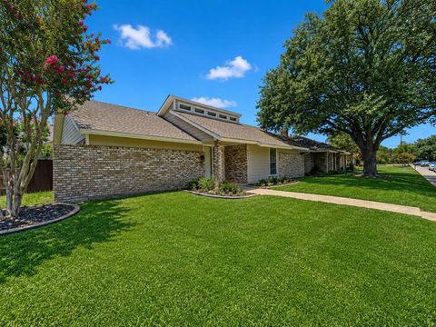 Tiny photo for 6026 White Rose Trail, Dallas, TX 75248 (MLS # 21341524)