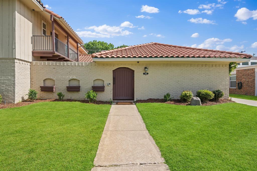 416 Forest Grove Drive