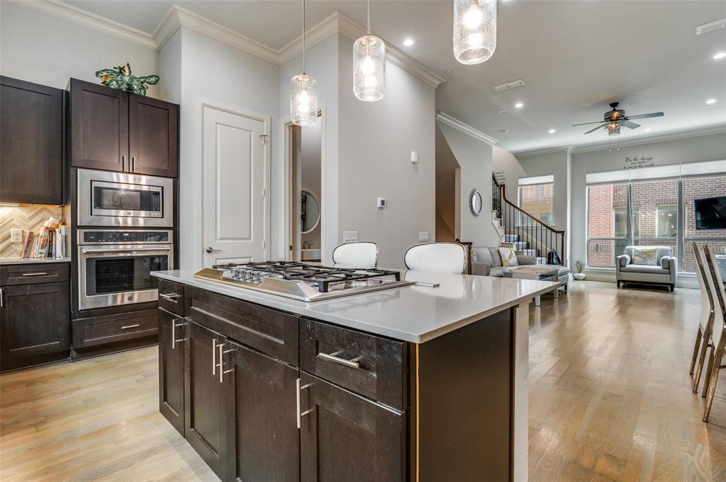 101 Decker Drive 605