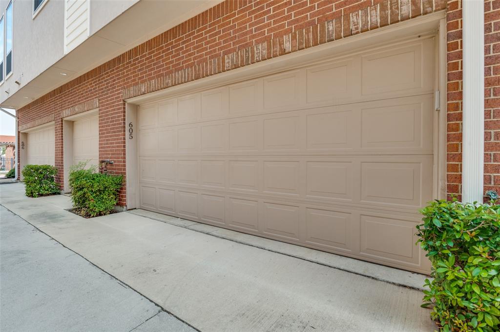 101 Decker Drive 605