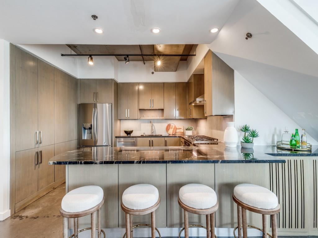 Travis At Knox Condo - Residential