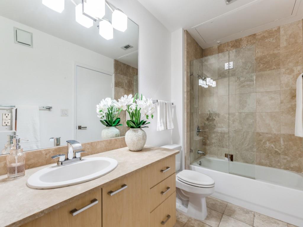 Travis At Knox Condo - Residential