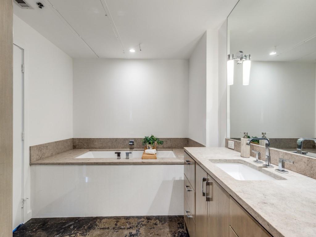 Travis At Knox Condo - Residential