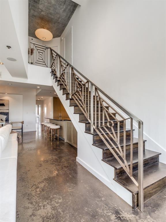 Travis At Knox Condo - Residential