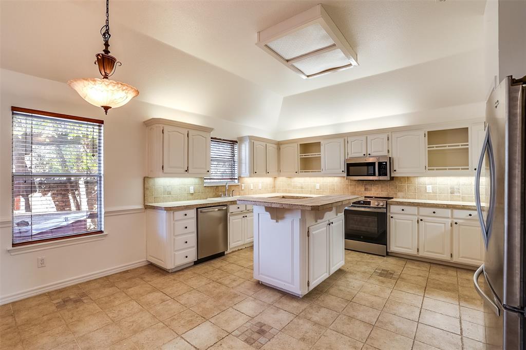 Bellaire Country Place Add - Residential Lease