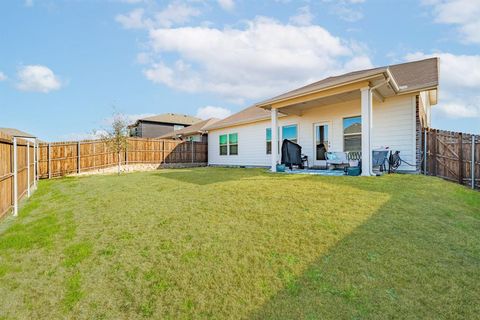 Tiny photo for 2932 Fox Trail Ln, Fort Worth, TX 76108 (MLS # 21193423)