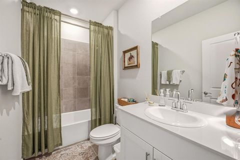 Tiny photo for 2932 Fox Trail Ln, Fort Worth, TX 76108 (MLS # 21193423)