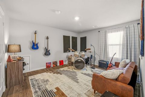 Tiny photo for 2932 Fox Trail Ln, Fort Worth, TX 76108 (MLS # 21193423)