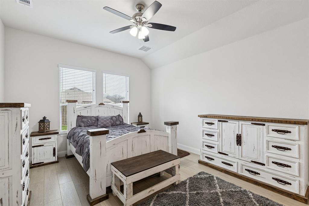 Mustang Crk - Residential