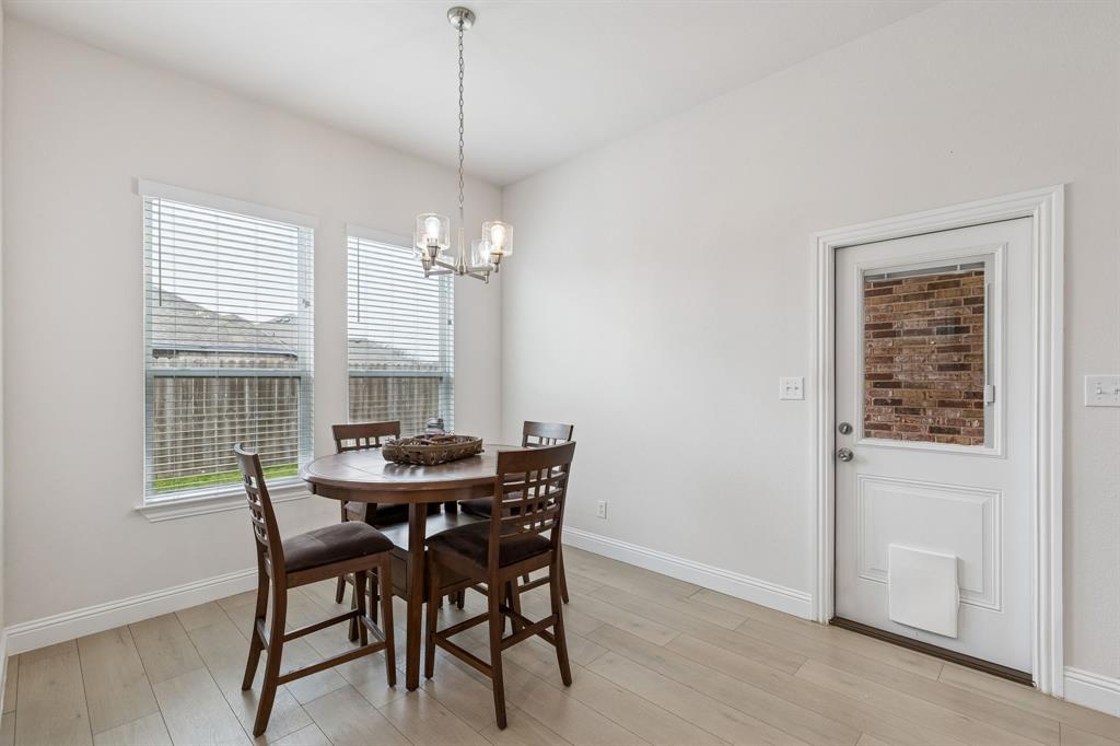 Mustang Crk - Residential